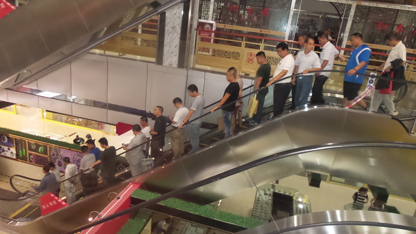佛教協(xié)會(huì)來(lái)本店參觀7